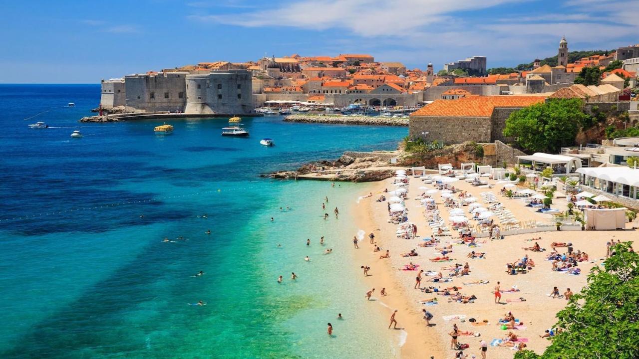 Paula * Dubrovnik